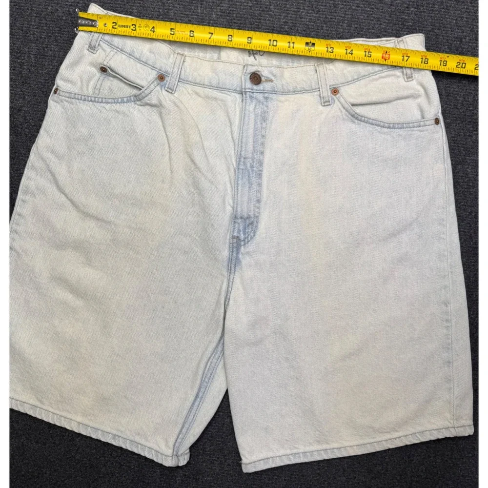 Vintage Levis 550 Orange Tab Relaxed Fit Denim Shorts Light Wash Mens 40 90s